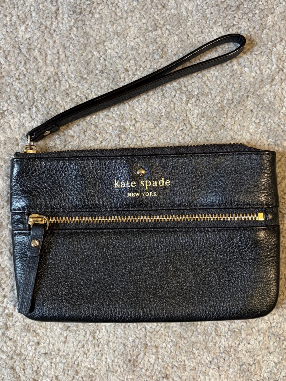 Kate Spade pebbled leather wristlet